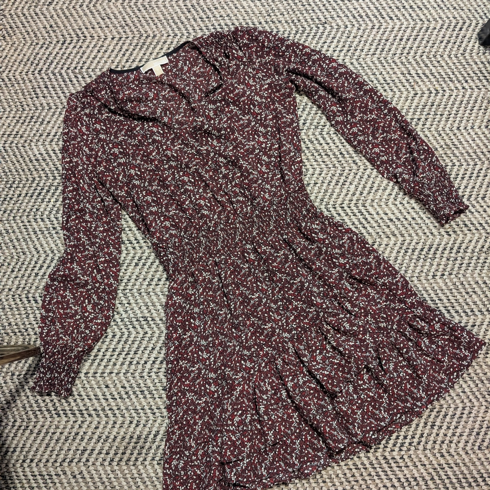 Michael Kors Red Leaf Print Ruffle Dress - Picture 5 of 12